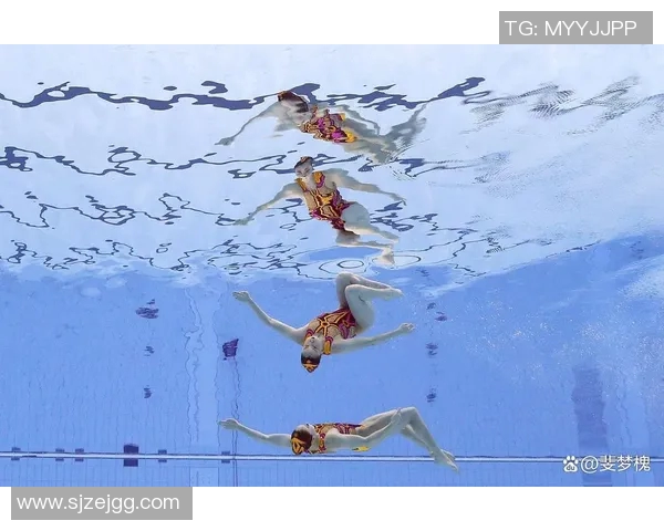 中国跳水梦之队首日惊艳登场 世界游泳锦标赛夺得三金开局强势