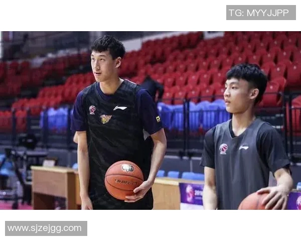 球员交易评分新鲜出炉究竟代表高光时刻还是陷入低迷泥潭